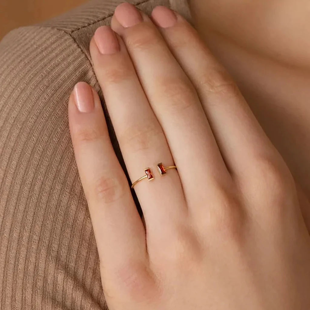 Adjustable Gold Ring with Birthstone and Cubic Zirconia – A Perfect Mother's Day Gift