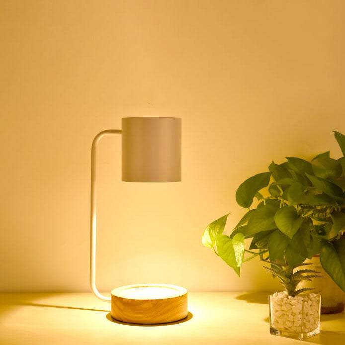 Elegant Japanese Minimalist Table Lamp — Wood & Metal