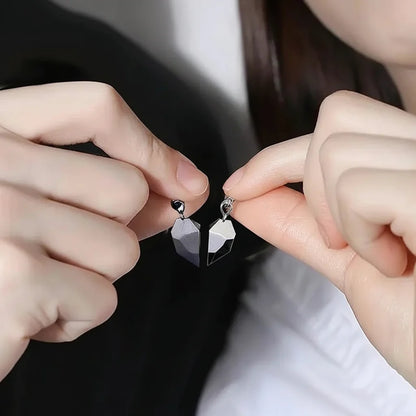 Couple's Magnetic Heart ECG Pendant Necklace Set – Matching Heartbeat Jewelry