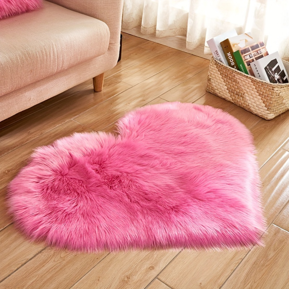 Heart-Shaped Plush Area Rug – Acrylic Indoor Floor Mat for Cozy, Stylish Floors