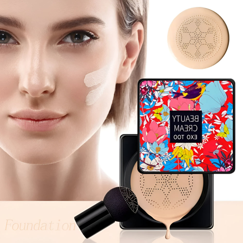Compact Cream Foundation with Built-In Sponge Applicator
