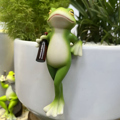 Frog Garden Decor: Edge-Hanging Plant Pot Ornament