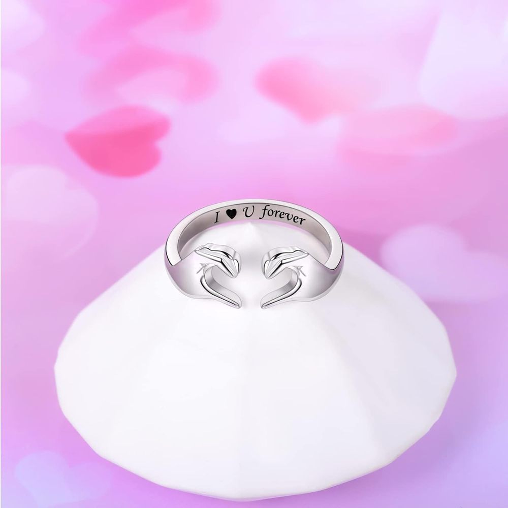 Adjustable Hug Ring – White Gold Plated Zinc Alloy Love Band