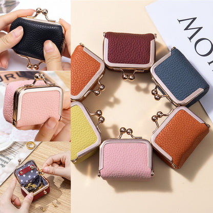 Genuine Leather Mini Jewelry Box with Gold Clasp – Travel-Friendly Organizer