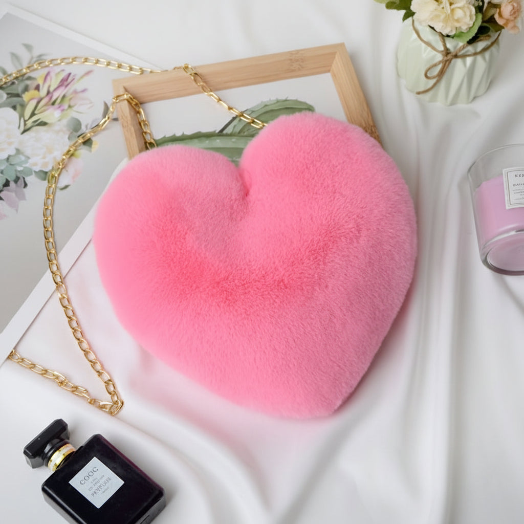 Chic Faux Fur Heart Crossbody Shoulder Bag with Chain Strap