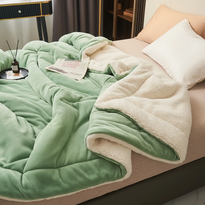 Cozy Flannel Throw Blanket – Soft, Warm, and Perfect for Bed or Couch