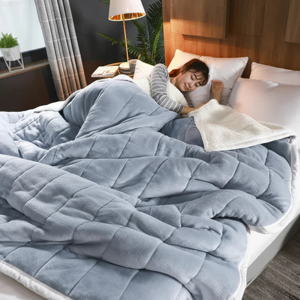 Cozy Flannel Blanket Throw – Ultra-Soft, Warm Winter Cover for Sofa & Bed