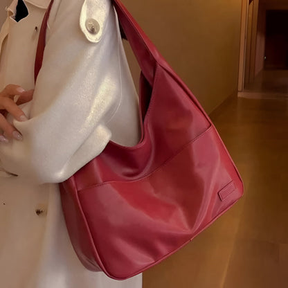 Chic Women's Shoulder Bag - Stylish Everyday Handbag