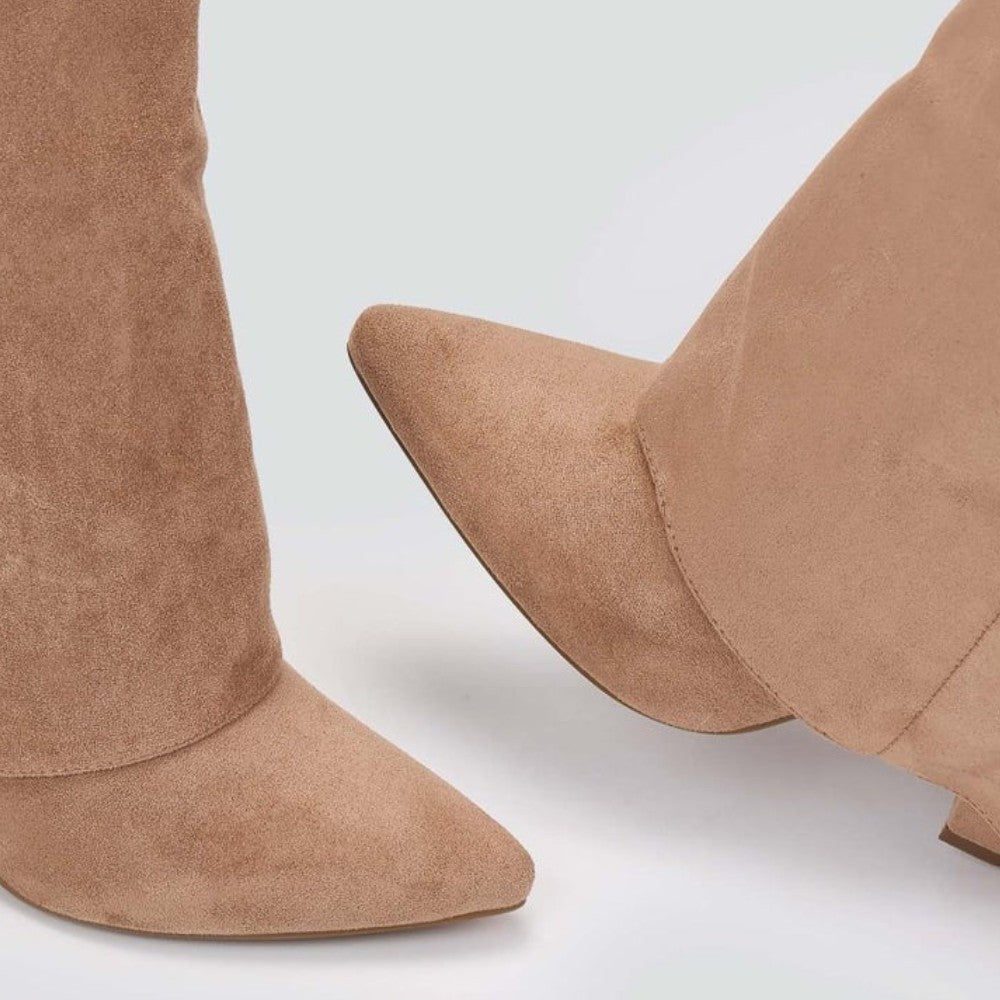 Chic Women's Knee-High Boots with Pointed-Toe