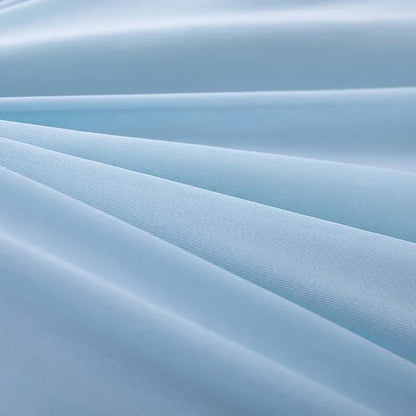 Cooling Blanket - Ultra-Soft, Lightweight Summer Comfort with Moisture-Wicking Tech
