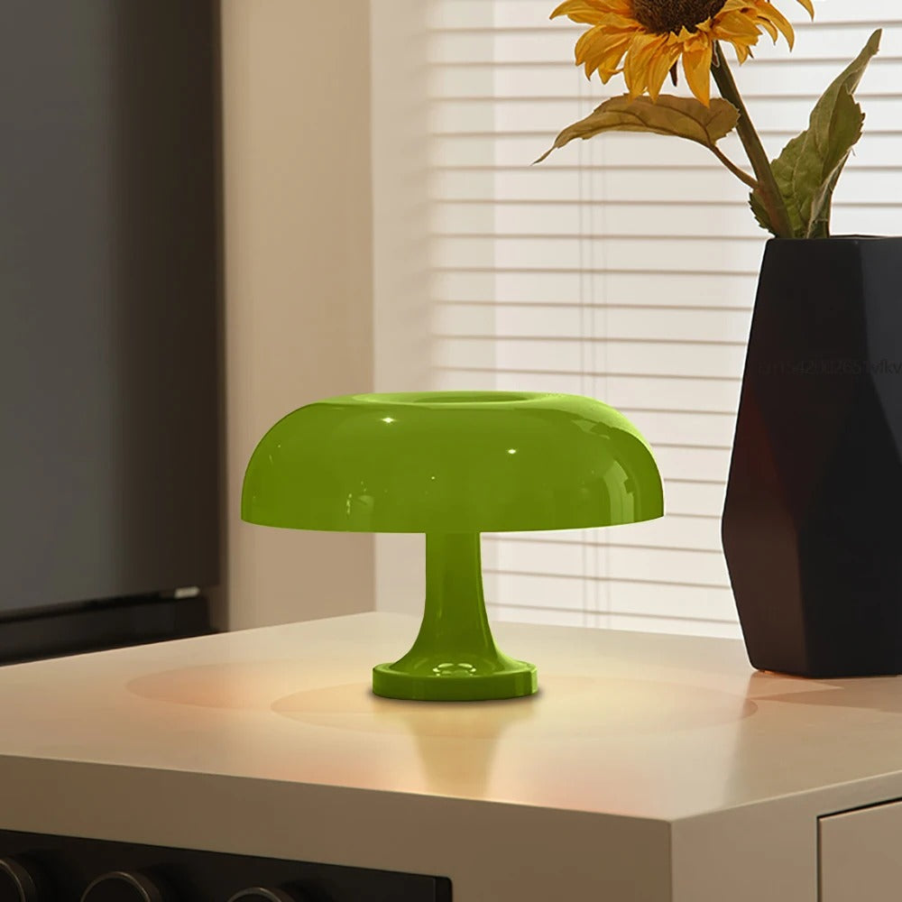 Elegant Mushroom Table Lamp – Timeless Bauhaus-Inspired Decorative Lighting