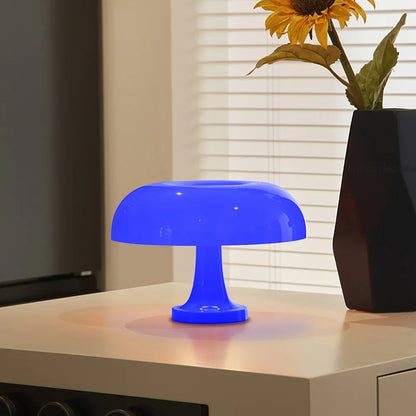 Elegant Mushroom Table Lamp – Timeless Bauhaus-Inspired Decorative Lighting