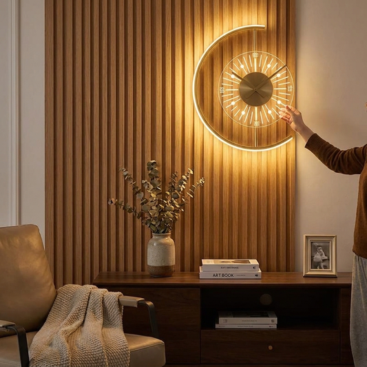 Lunaris Wall Clock Lamp