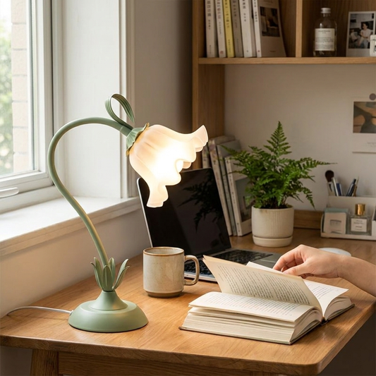 Floral Table Lamp with USB Power