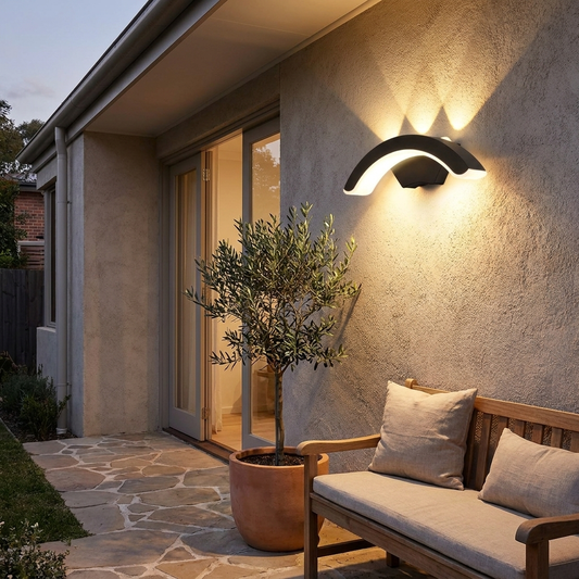 StormLite Outdoor Wall Light