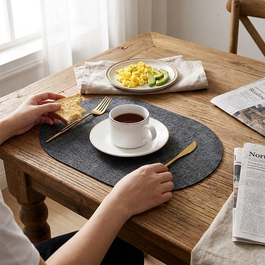 LinoMat Oval Faux Leather Placemats
