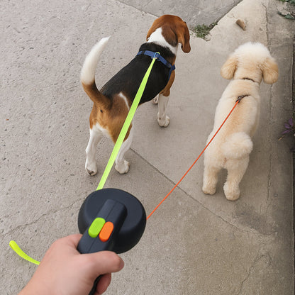 Dual-Handle Retractable Dog Leash for Enhanced Control